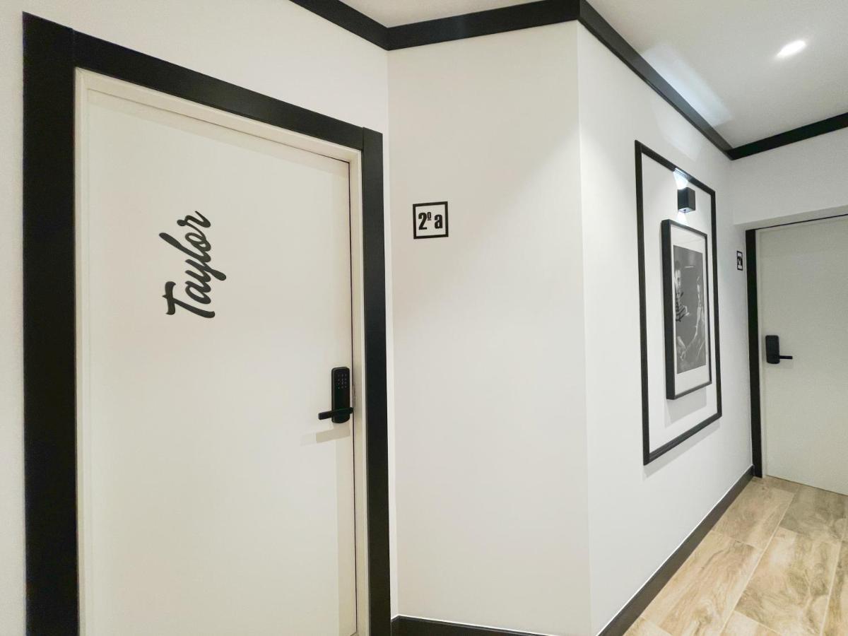 Apartamentos Mk77 Leon - Lancia מראה חיצוני תמונה