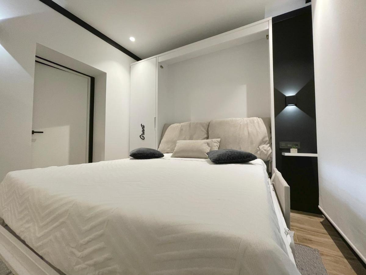 Apartamentos Mk77 Leon - Lancia מראה חיצוני תמונה